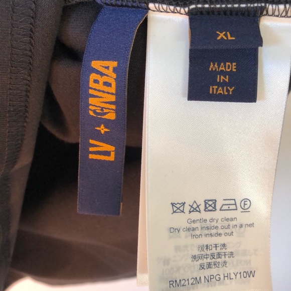 Louis Vuitton T-Shirt (Not For Sale) - Picture 5 of 12